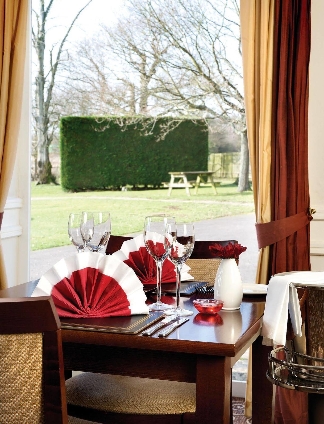 Hickstead Hotel Bolney Exterior foto