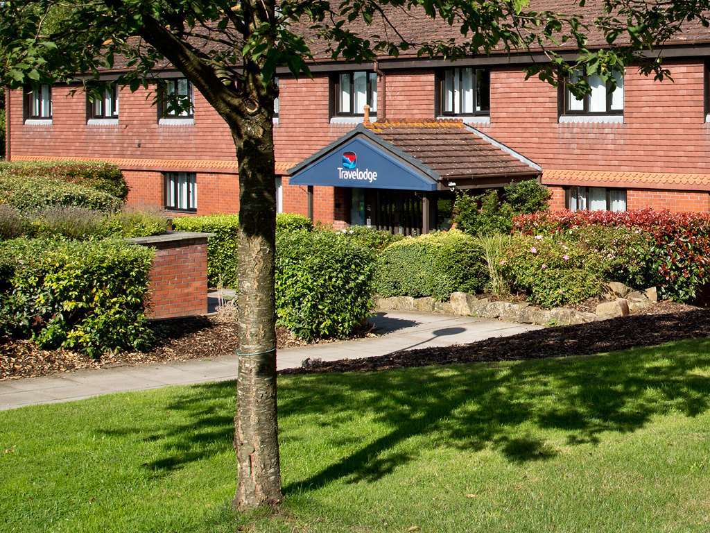 Hickstead Hotel Bolney Exterior foto